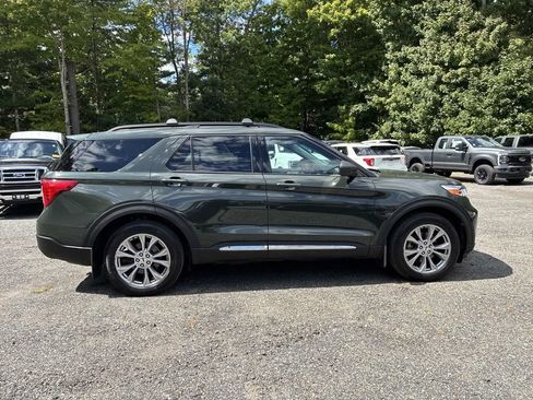 Used 2023 Ford Explorer XLT w/ Equipment Group 202A AWD/4WD image 8