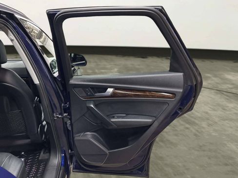 Used 2018 Audi Q5 2.0T Premium Plus AWD/4WD image 19