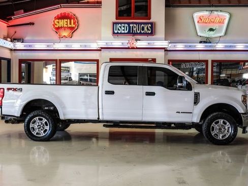 Used 2018 Ford F250 XL w/ Power Equipment Group image 10