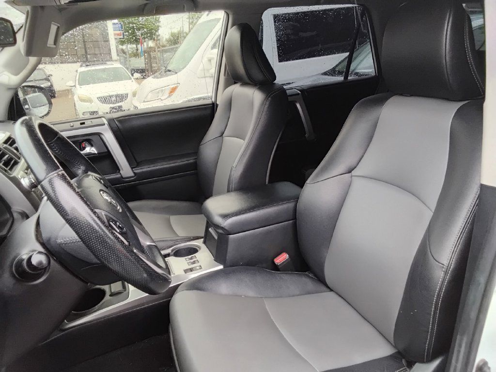 Used 2015 Toyota 4Runner SR5 Premium AWD/4WD image 9