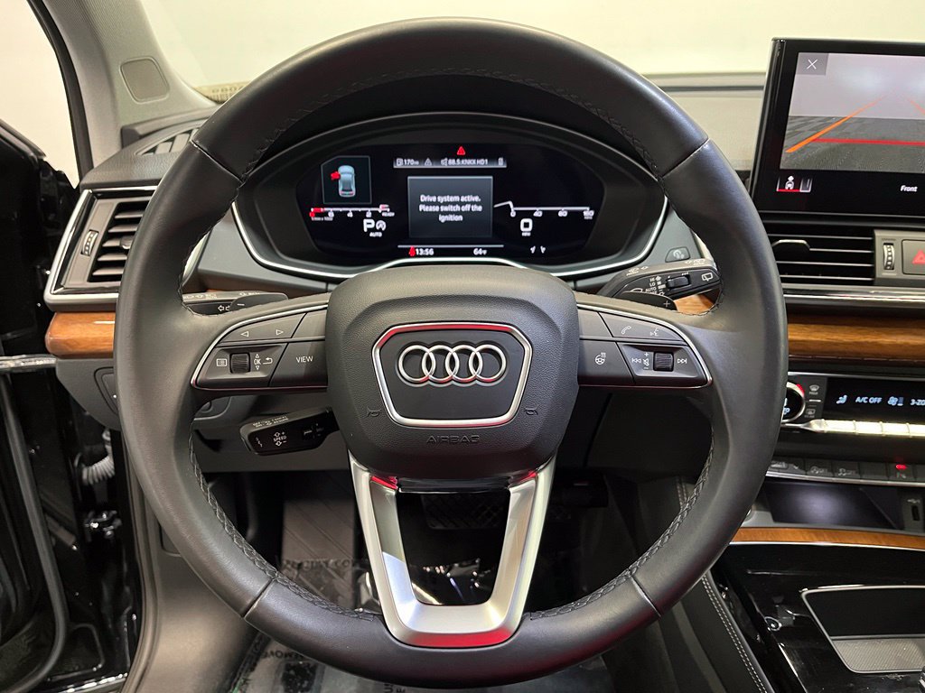 Used 2023 Audi Q5 2.0T Premium Plus w/ Premium Plus Package AWD/4WD image 6