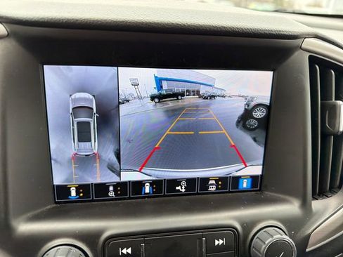 Used 2022 GMC Terrain AT4 w/ Infotainment Package II image 28