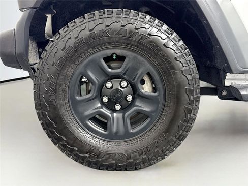 Used 2021 Jeep Wrangler Unlimited Sport image 26