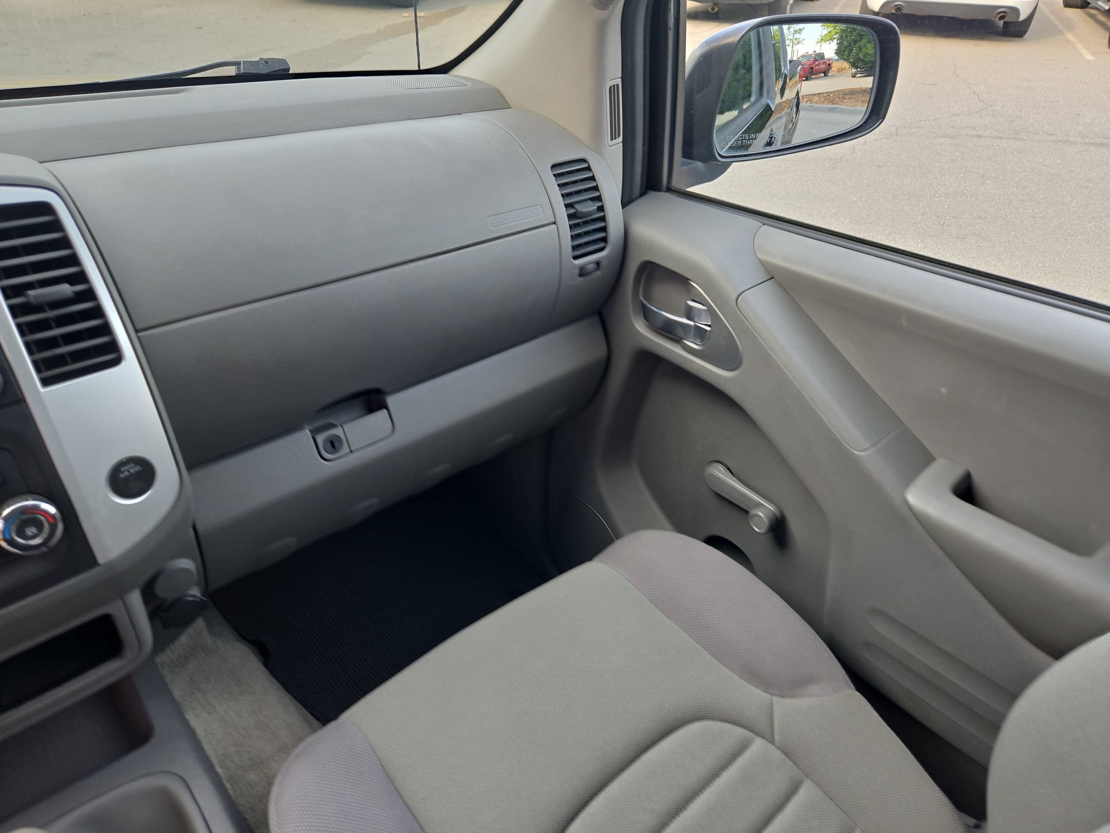 Used 2015 Nissan Frontier S w/ S Preferred Package RWD image 11