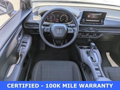 Used 2025 Honda HR-V Sport image 15
