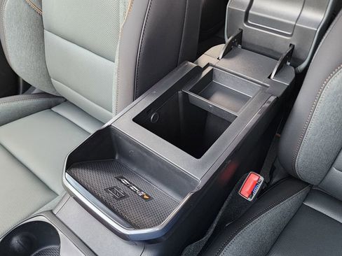 New 2026 GMC Terrain AT4 w/ Convenience Package III AWD/4WD image 34