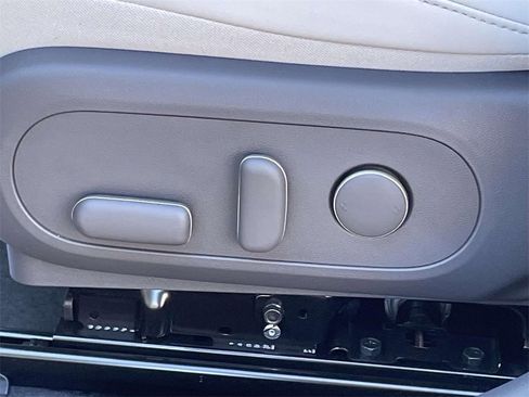 New 2026 Hyundai Kona SEL Premium image 16