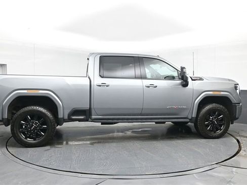 Used 2024 GMC Sierra 2500 AT4 w/ AT4 Premium Plus Package image 15