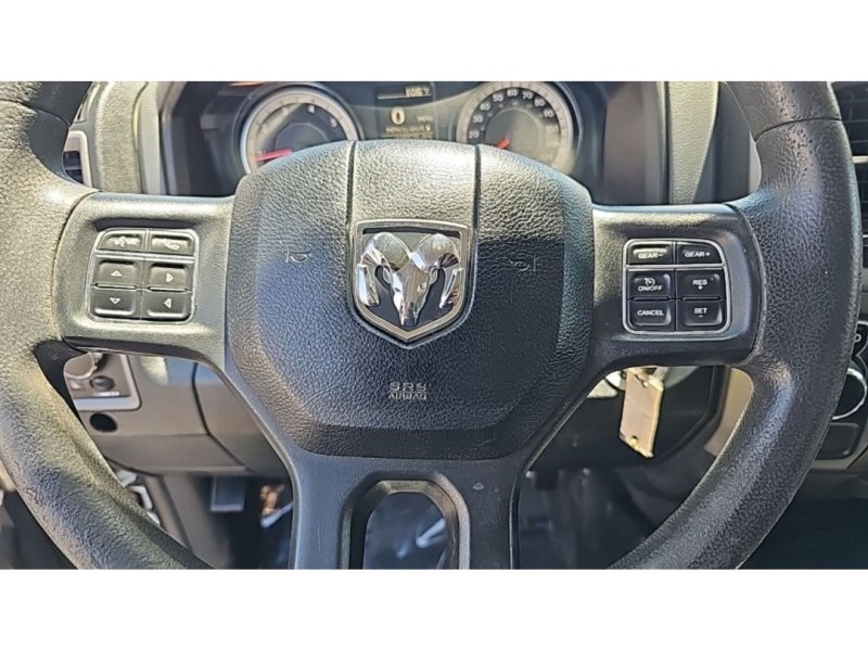 Used 2018 RAM 1500 Express RWD image 13