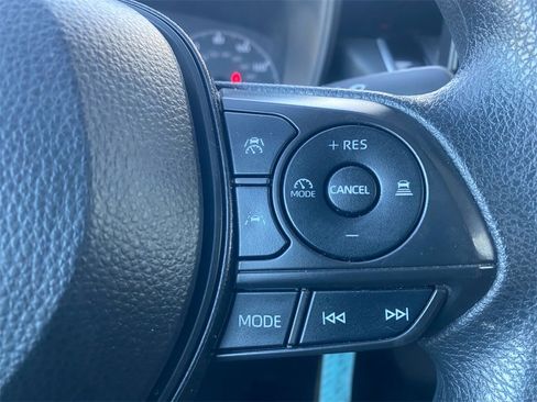 Used 2024 Toyota Corolla LE image 23