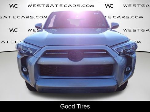 Used 2022 Toyota 4Runner SR5 Premium image 2