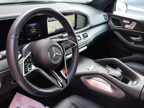 Used 2024 Mercedes-Benz GLE 350 4MATIC image 9
