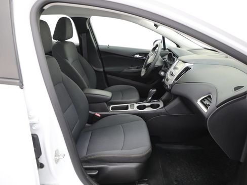 Used 2017 Chevrolet Cruze LS w/ LS Fleet Convenience Package FWD image 8