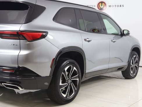 Used 2025 Buick Enclave Sport Touring FWD image 45