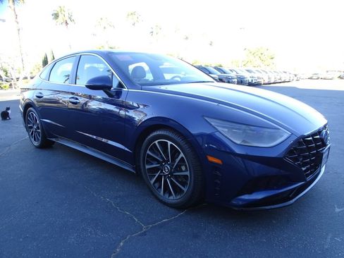 Used 2021 Hyundai Sonata Limited w/ Cargo Package FWD image 3