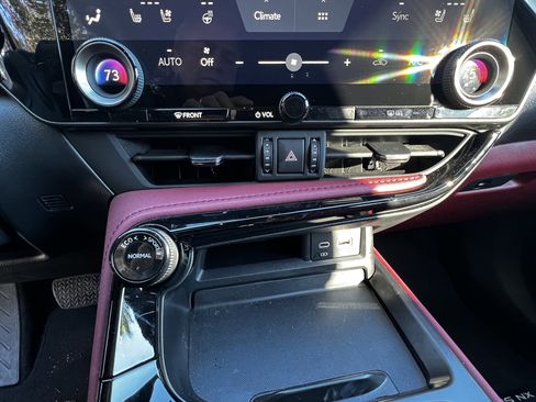 Certified 2025 Lexus NX 250 NX 250 Premium image 27