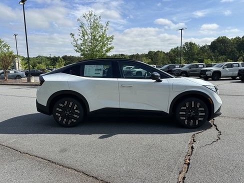New 2026 Nissan Leaf Platinum+ FWD image 9