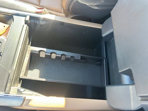 Used 2021 Ford F150 Lariat w/ Equipment Group 502A High image 30