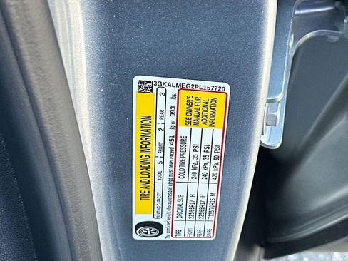 Certified 2023 GMC Terrain SLE w/ Driver Convenience Package image 30