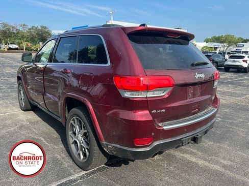Used 2018 Jeep Grand Cherokee Limited AWD/4WD image 7