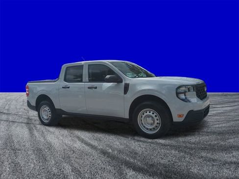 New 2025 Ford Maverick XL image 2