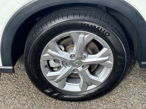 Certified 2023 Honda HR-V LX image 2