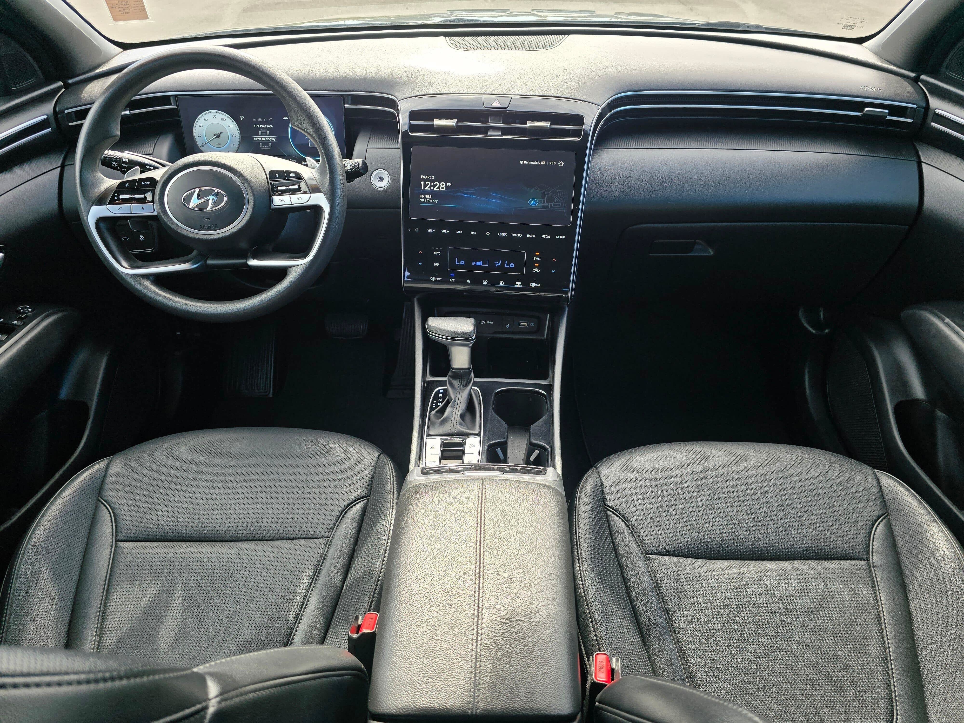 Used 2024 Hyundai Santa Cruz Night AWD/4WD image 16