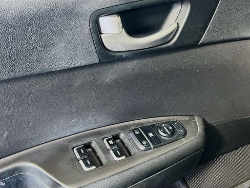 Used 2016 Kia Optima LX FWD image 10