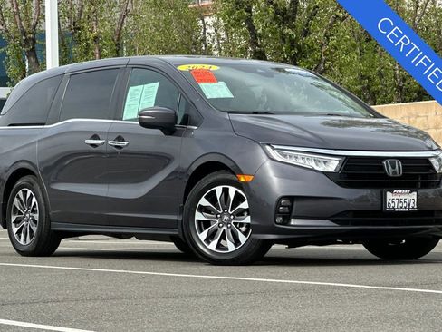 Certified 2024 Honda Odyssey EX-L image 2