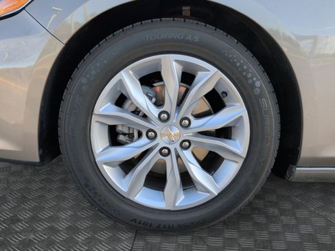 Used 2024 Chevrolet Malibu LT image 14