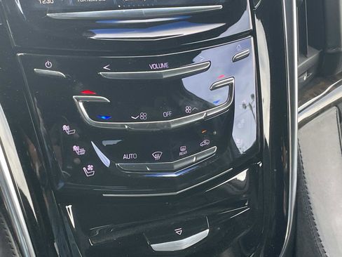 Used 2016 Cadillac Escalade Platinum AWD/4WD image 30