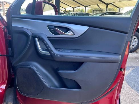 Used 2020 Chevrolet Blazer LT image 21