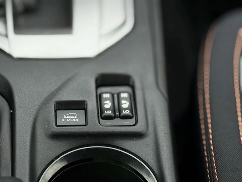 Used 2023 Subaru Crosstrek 2.0i Premium image 38