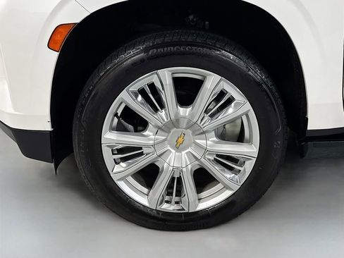 Used 2021 Chevrolet Tahoe High Country AWD/4WD image 12