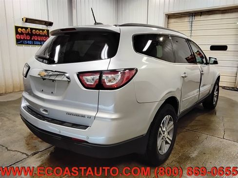 Used 2016 Chevrolet Traverse LT AWD/4WD image 3