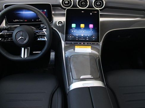 Used 2026 Mercedes-Benz GLC 300 image 26