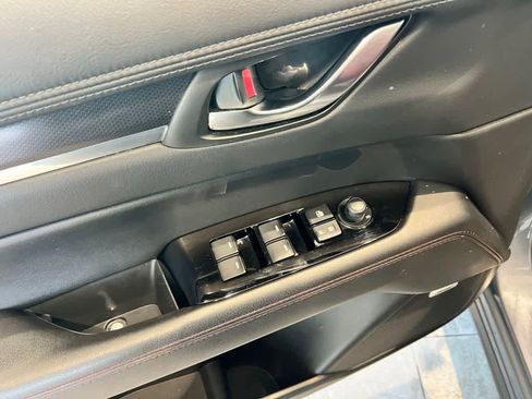 Certified 2025 MAZDA CX-5 Carbon Edition image 12