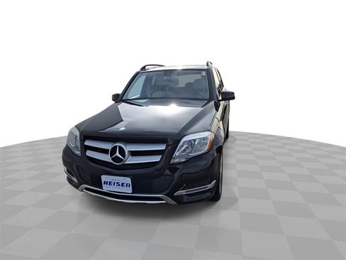 Used 2013 Mercedes-Benz GLK 350 4MATIC image 3