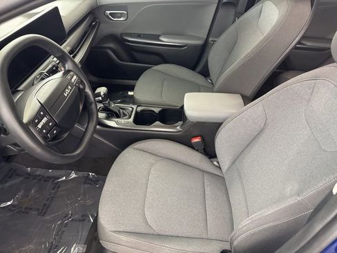 Certified 2025 Kia K4 LXS image 22