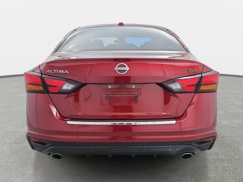 Certified 2023 Nissan Altima 2.5 SR image 6