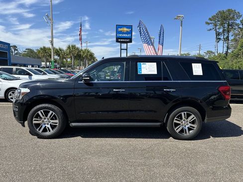 Used 2024 Ford Expedition Limited RWD image 13