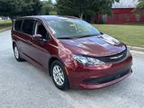 Used 2023 Chrysler Voyager LX image 3