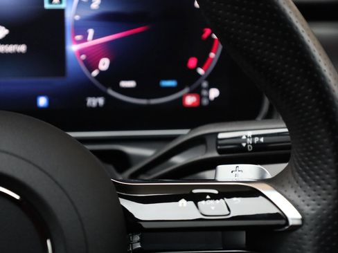Used 2024 Mercedes-Benz C 300 Sedan image 38