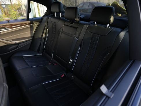 Used 2019 BMW 540i xDrive w/ M Sport Package AWD/4WD image 19