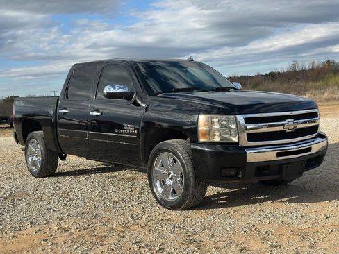 Used 2009 Chevrolet Silverado 1500 LT w/ Texas Edition image 7
