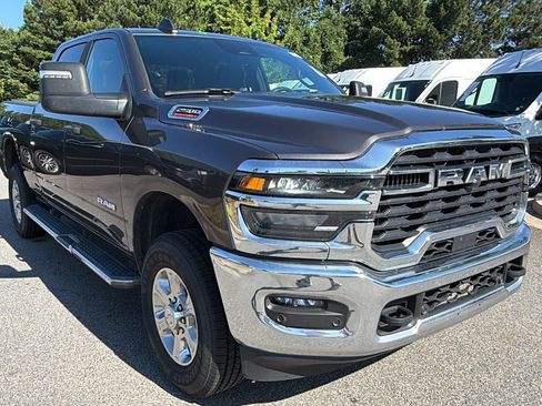 Used 2026 RAM 2500 Big Horn AWD/4WD image 5
