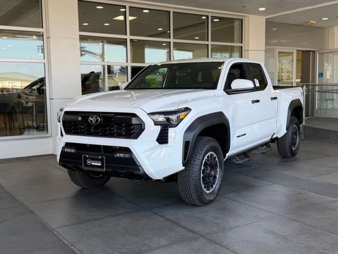 New 2026 Toyota Tacoma TRD Off-Road AWD/4WD image 2