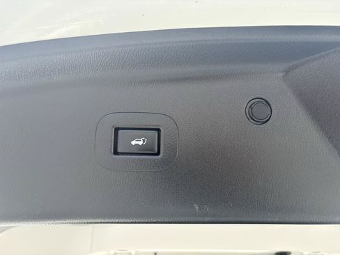 Used 2014 INFINITI QX80 2WD w/ Theater Package image 15