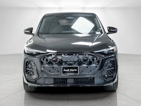 New 2025 Audi SQ5 Premium Plus image 8