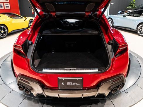 Used 2023 Ferrari Purosangue image 41